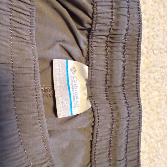Columbia Exercise Pant Grey EUC - Picture 4 of 4